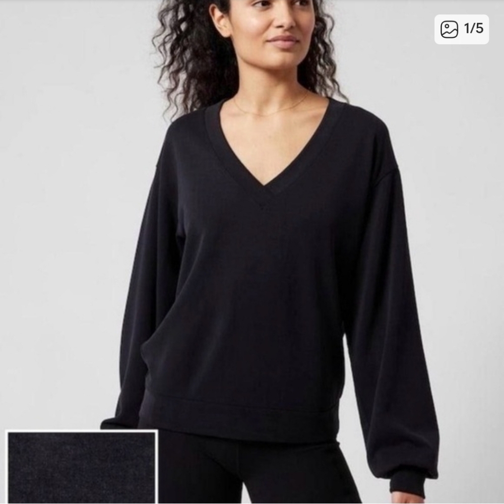 Athleta Seasoft Women's V-Neck Sweater - Black
